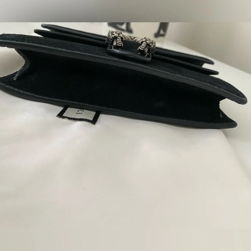 Gucci Super Mini Dionysus in Black Suede - Picture 5 of 8